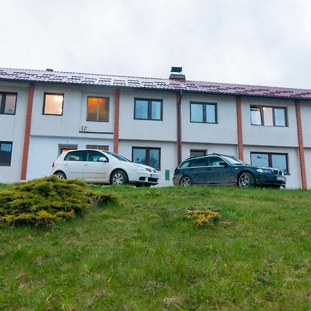 Viktorijini Konaci Aparthotel Kremna Exterior photo